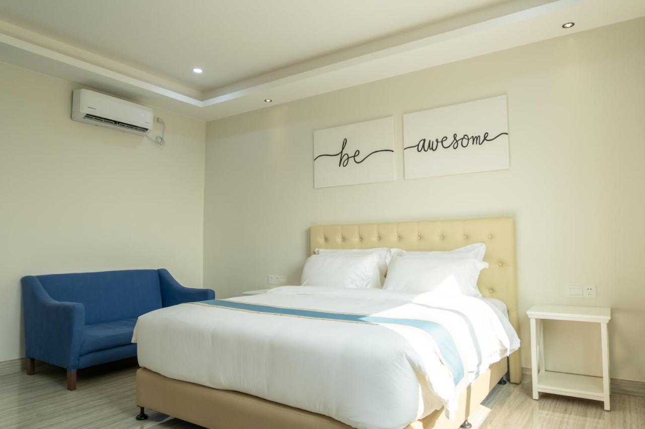Hampton Suites Davao City Extérieur photo