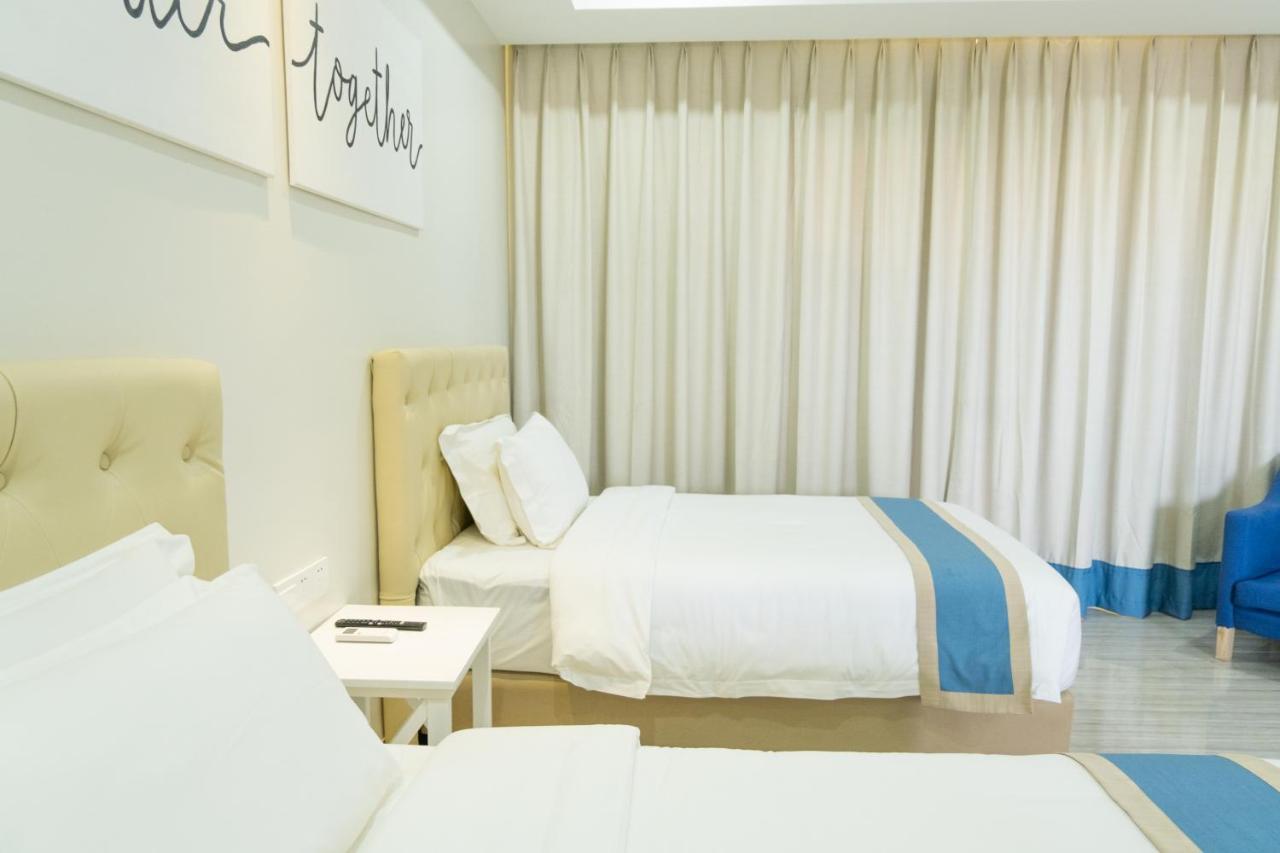 Hampton Suites Davao City Extérieur photo