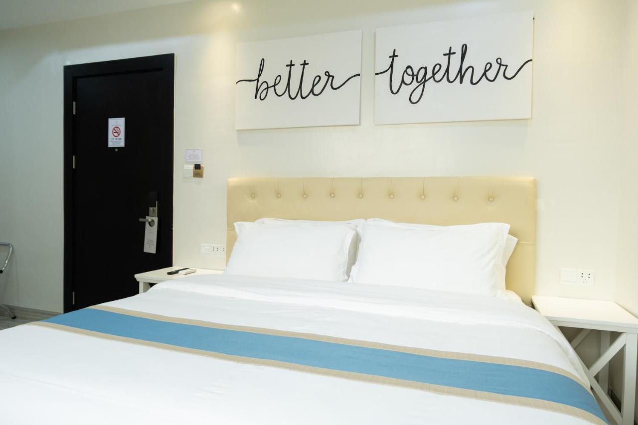 Hampton Suites Davao City Extérieur photo