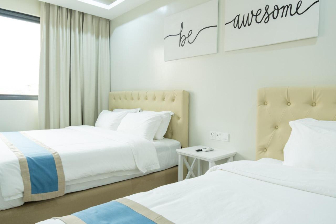 Hampton Suites Davao City Extérieur photo